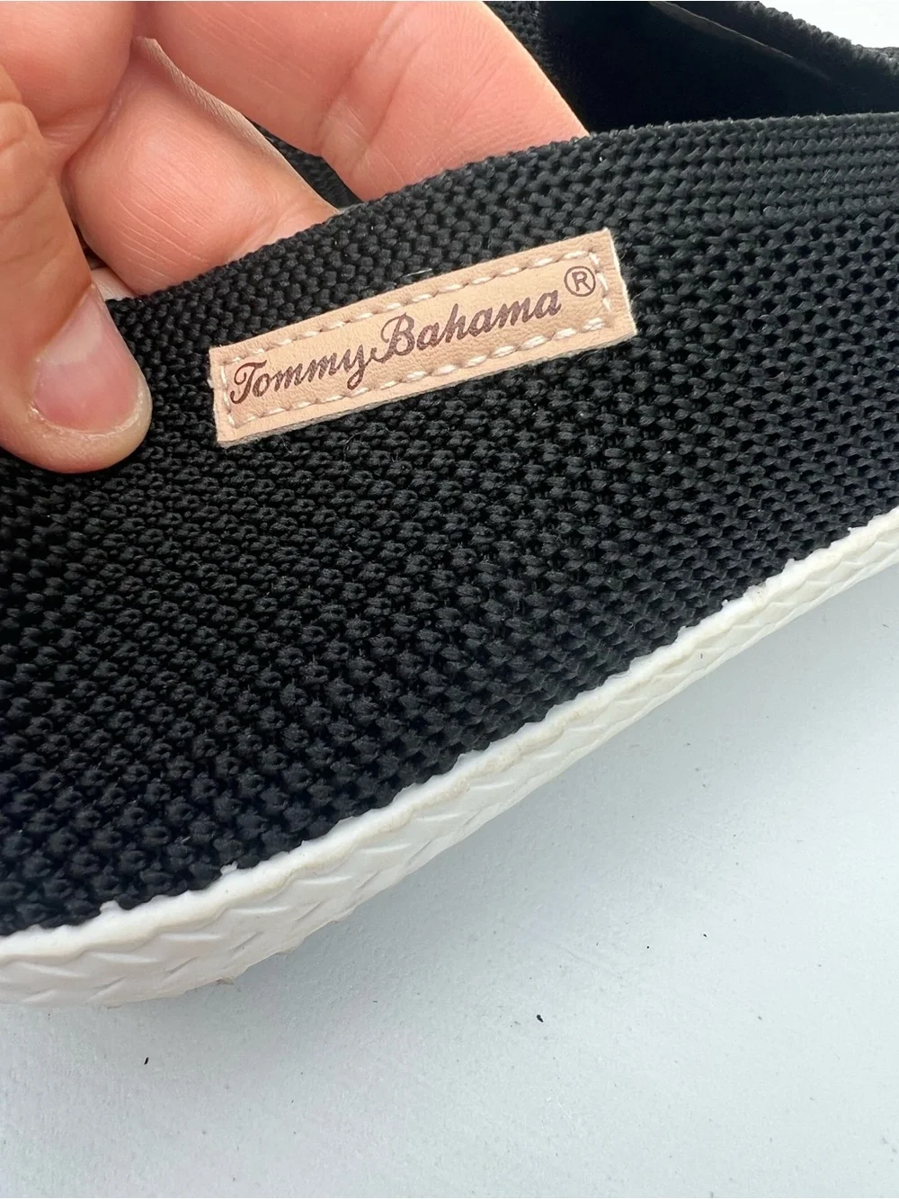 Tommy Bahama Black Slip-On Knit Flats with White Sole Women’s 9